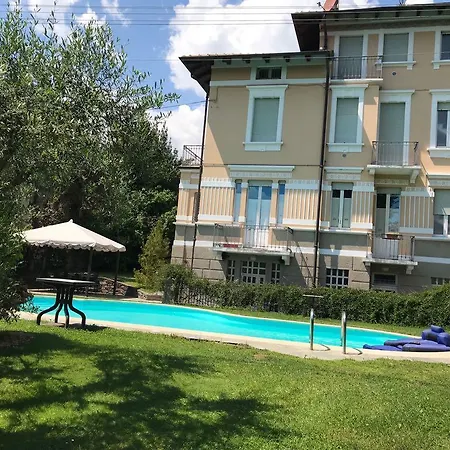 Bed & Breakfast Rainbow Relais *
